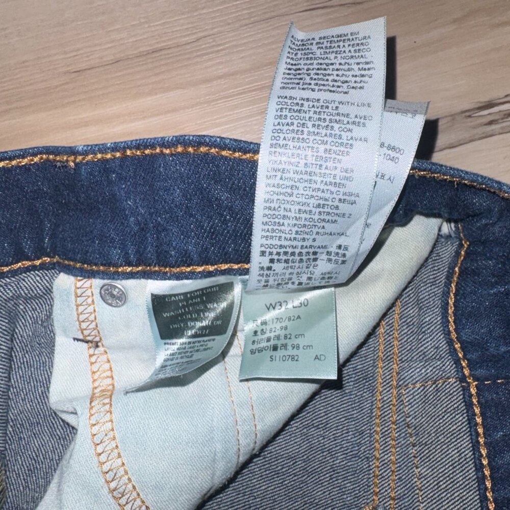 Vintage Levi Strauss Dark Wash 516 Zipper Fly Jeans 32" x 30" - Picture 6 of 9